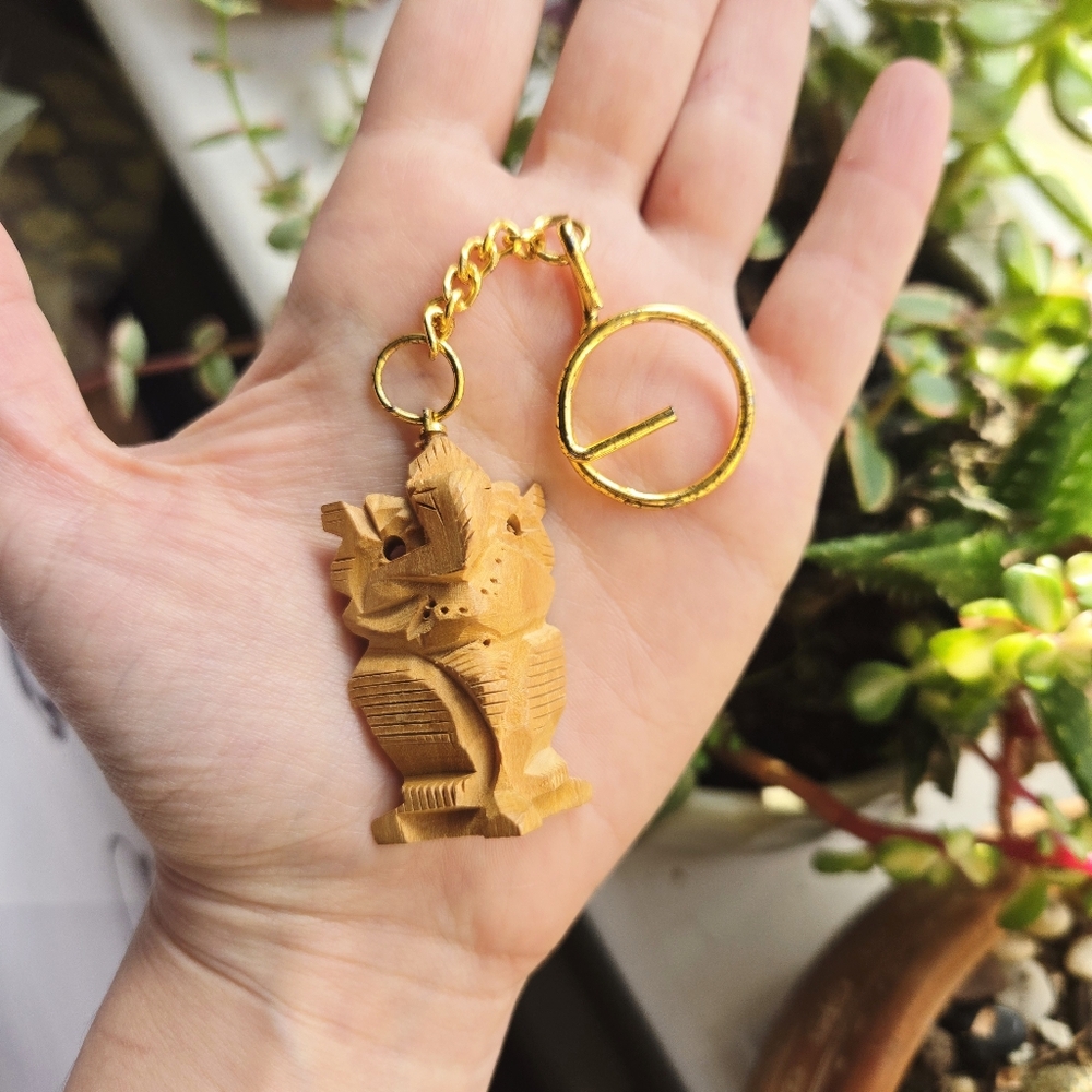 Vintage Ganesh Tribal Wooden Handcarved Keychain - Picture 4 of 8